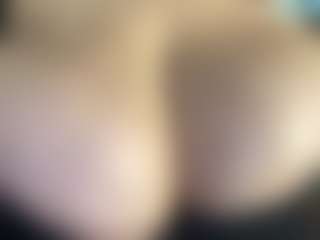 thickfreakylatina's Live Sex Cam Show
