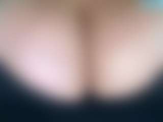 thickfreakylatina's Live Sex Cam Show