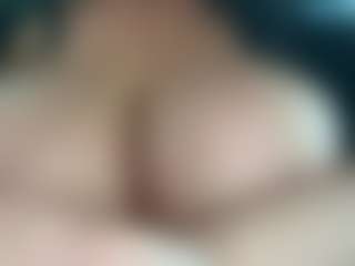 thickfreakylatina's Live Sex Cam Show