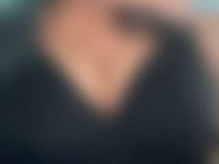 thickfreakylatina's Live Sex Cam Show
