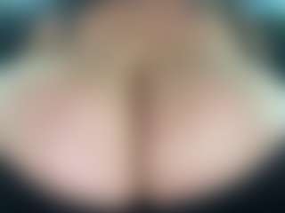 thickfreakylatina's Live Sex Cam Show