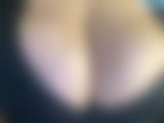 thickfreakylatina's Live Sex Cam Show