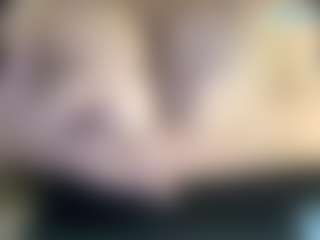 thickfreakylatina's Live Sex Cam Show