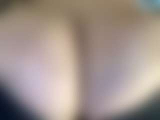 thickfreakylatina's Live Sex Cam Show