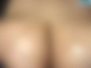 thickfreakylatina's Live Sex Cam Show