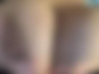 thickfreakylatina's Live Sex Cam Show