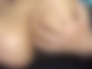 thickfreakylatina's Live Sex Cam Show