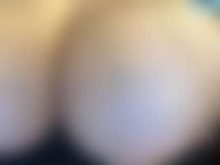 thickfreakylatina's Live Sex Cam Show