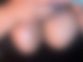 thickfreakylatina's Live Sex Cam Show