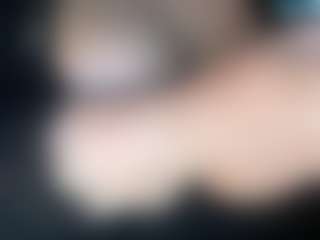 thickfreakylatina's Live Sex Cam Show