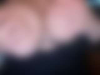 thickfreakylatina's Live Sex Cam Show
