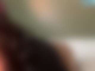 thickfreakylatina's Live Sex Cam Show