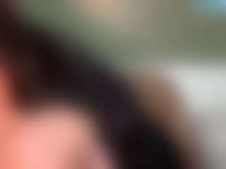 thickfreakylatina's Live Sex Cam Show