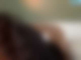 thickfreakylatina's Live Sex Cam Show