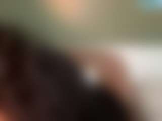 thickfreakylatina's Live Sex Cam Show