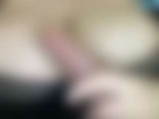 thickfreakylatina's Live Sex Cam Show