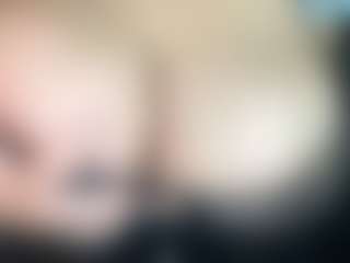 thickfreakylatina's Live Sex Cam Show