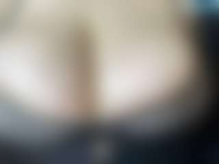 thickfreakylatina's Live Sex Cam Show