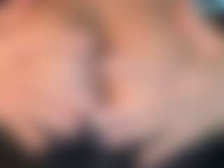thickfreakylatina's Live Sex Cam Show