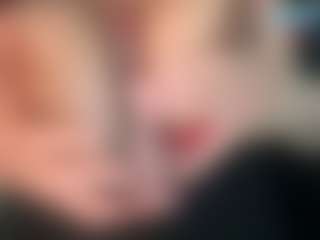 thickfreakylatina's Live Sex Cam Show