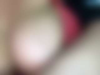 Live cam show with thickfreakylatina - Flashing on Mixed Magazine Live