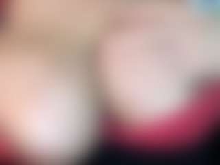 thickfreakylatina's Live Sex Cam Show