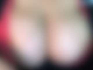 thickfreakylatina's Live Sex Cam Show