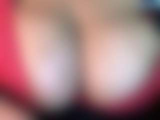 thickfreakylatina's Live Sex Cam Show