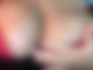 thickfreakylatina's Live Sex Cam Show