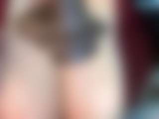 thickfreakylatina's Live Sex Cam Show