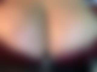 thickfreakylatina's Live Sex Cam Show