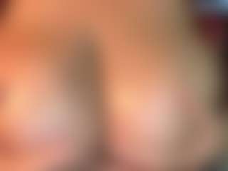 thickfreakylatina's Live Sex Cam Show