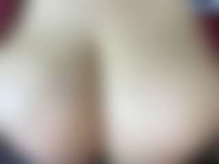 thickfreakylatina's Live Sex Cam Show