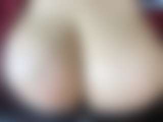 thickfreakylatina's Live Sex Cam Show