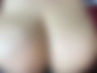 thickfreakylatina's Live Sex Cam Show