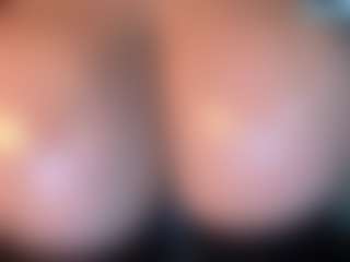 thickfreakylatina's Live Sex Cam Show