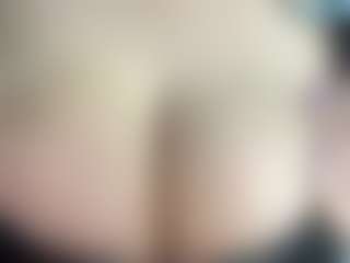 thickfreakylatina's Live Sex Cam Show