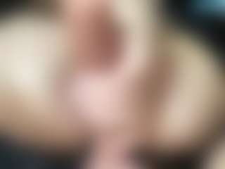 thickfreakylatina's Live Sex Cam Show