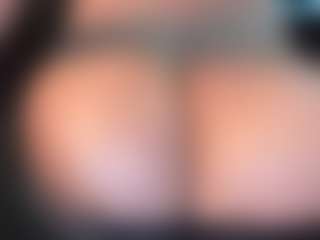 thickfreakylatina's Live Sex Cam Show