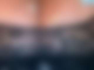 thickfreakylatina's Live Sex Cam Show