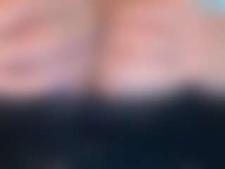 thickfreakylatina's Live Sex Cam Show
