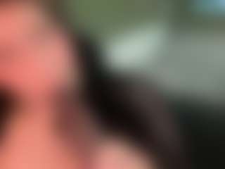 thickfreakylatina's Live Sex Cam Show