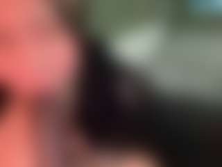 thickfreakylatina's Live Sex Cam Show