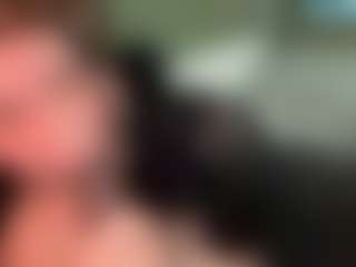 Live cam show with thickfreakylatina - Gamer BBW on Camsoda