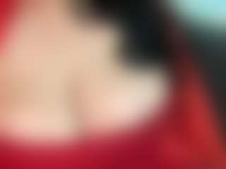 thickfreakylatina's Live Sex Cam Show