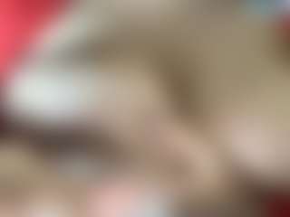 thickfreakylatina's Live Sex Cam Show