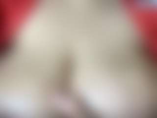 thickfreakylatina's Live Sex Cam Show