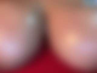 thickfreakylatina's Live Sex Cam Show