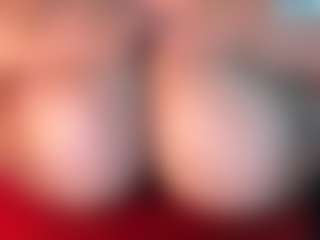 thickfreakylatina's Live Sex Cam Show