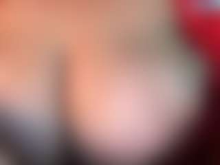 thickfreakylatina's Live Sex Cam Show